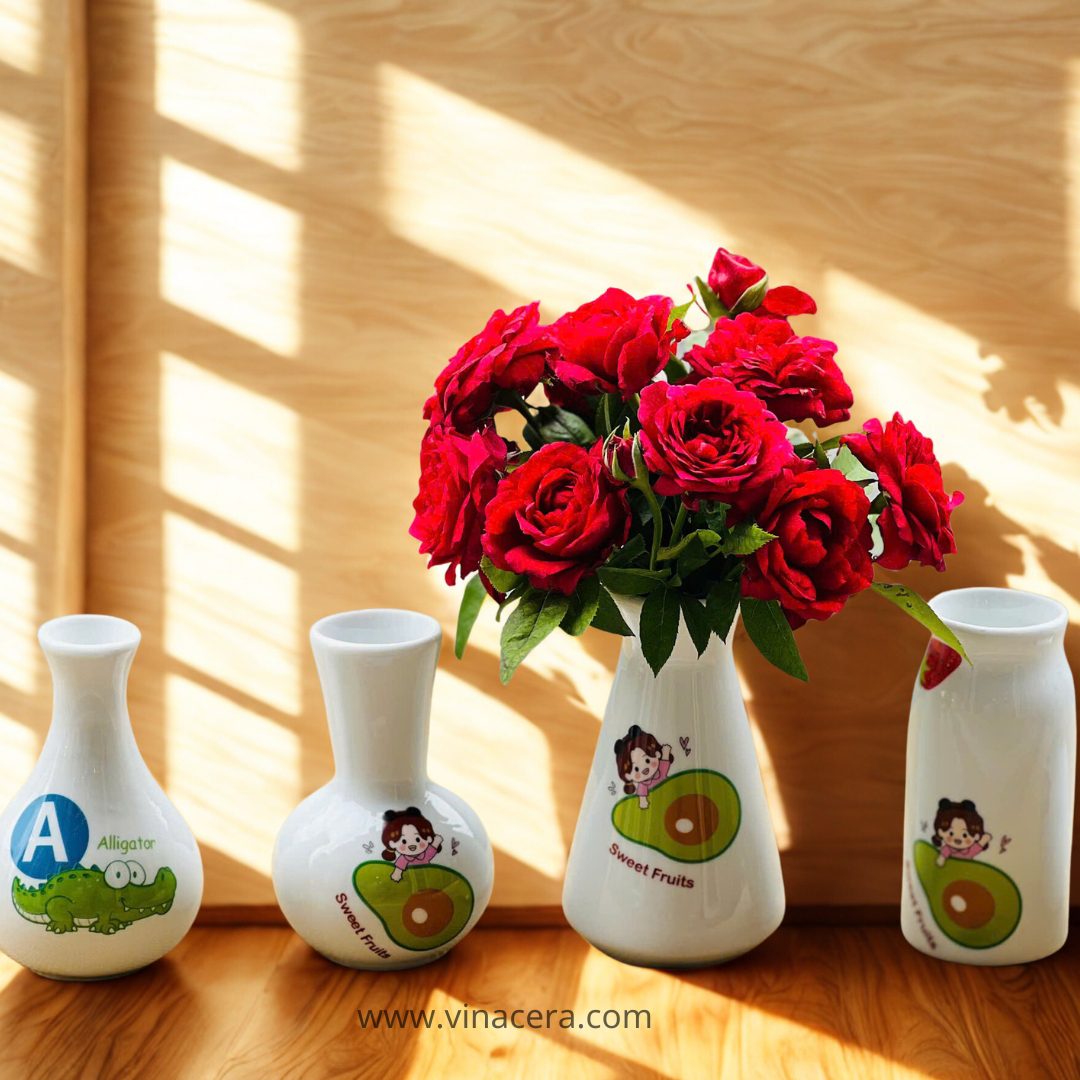 Bình Hoa Mini Gốm Sứ Quà Tặng Ngày 8/3 In Logo Theo Yêu Cầu Bình hoa mini gốm sứ quà tặng ngày 8/3 in logo theo yêu cầu