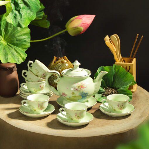 Bộ Ấm Trà Đài Cát Sen Hồng Chỉ Vàng Cao Cấp Bộ Ấm Trà Đài Cát Sen Hồng Chỉ Vàn