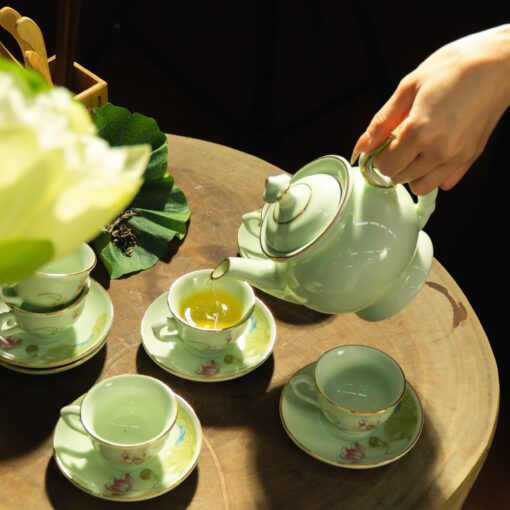 Bộ Ấm Trà Đài Cát Sen Hồng Chỉ Vàn