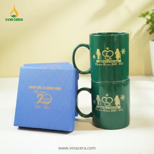 Cốc Sứ Quai C Màu Xanh Bát Tràng In Logo Theo Yêu Cầu – Quà Tặng B2B