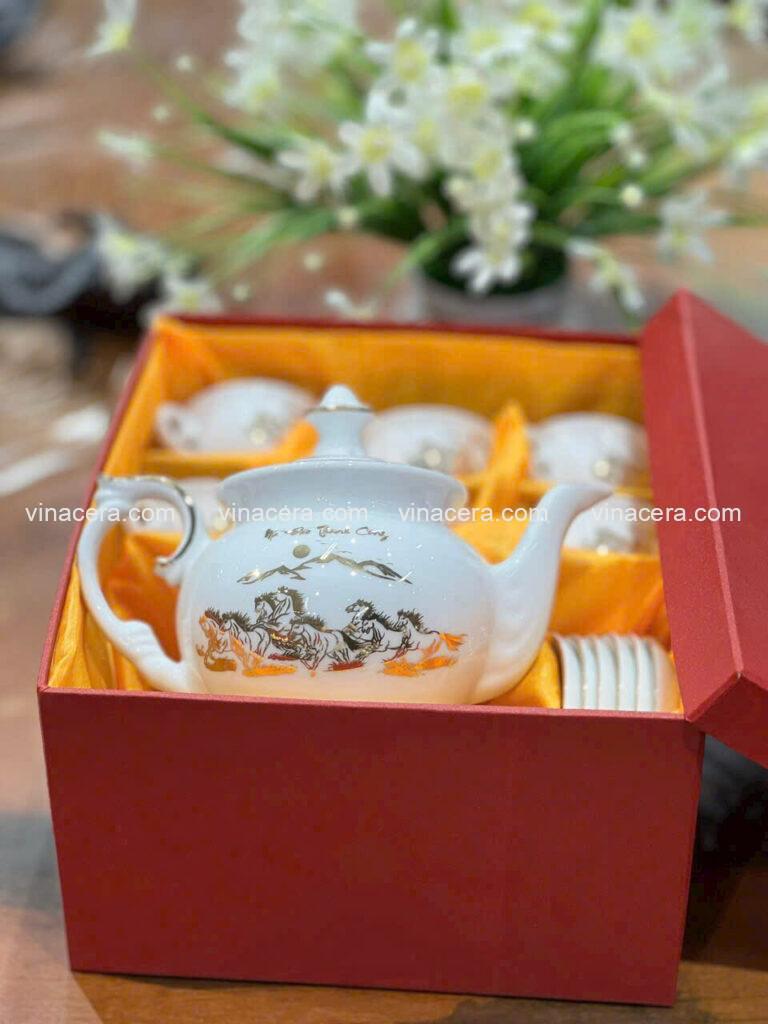 10 Ý Tưởng Quà Tặng Khách Hàng Cuối Năm Ý Nghĩa Và Thiết Thực Nhất quà tặng doanh nghiệp cao cấp