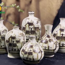Bình Hoa Vẽ Tay Phố Cổ Xưa