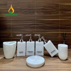 Bộ Nhà Tắm Men Xanh Lục Vẽ Vàng