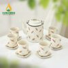 Bộ Ấm Tích Bát Tràng Men Trắng Vẽ Chuồn Chuồn - BAT 0570424 Bộ Ấm Tích Bát Tràng Men Trắng Vẽ Chuồn Chuồn – BAT 0570424
