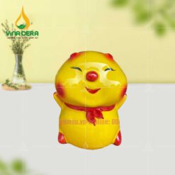 Ống Heo Tiết Kiệm: Heo Đất Quàng Khăn Đỏ - HD 1652824 Ống heo tiết kiệm : Heo đất quàng khăn đỏ