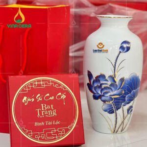 Bình hoa sứ trắng vẽ sen xanh viền vàng in logo