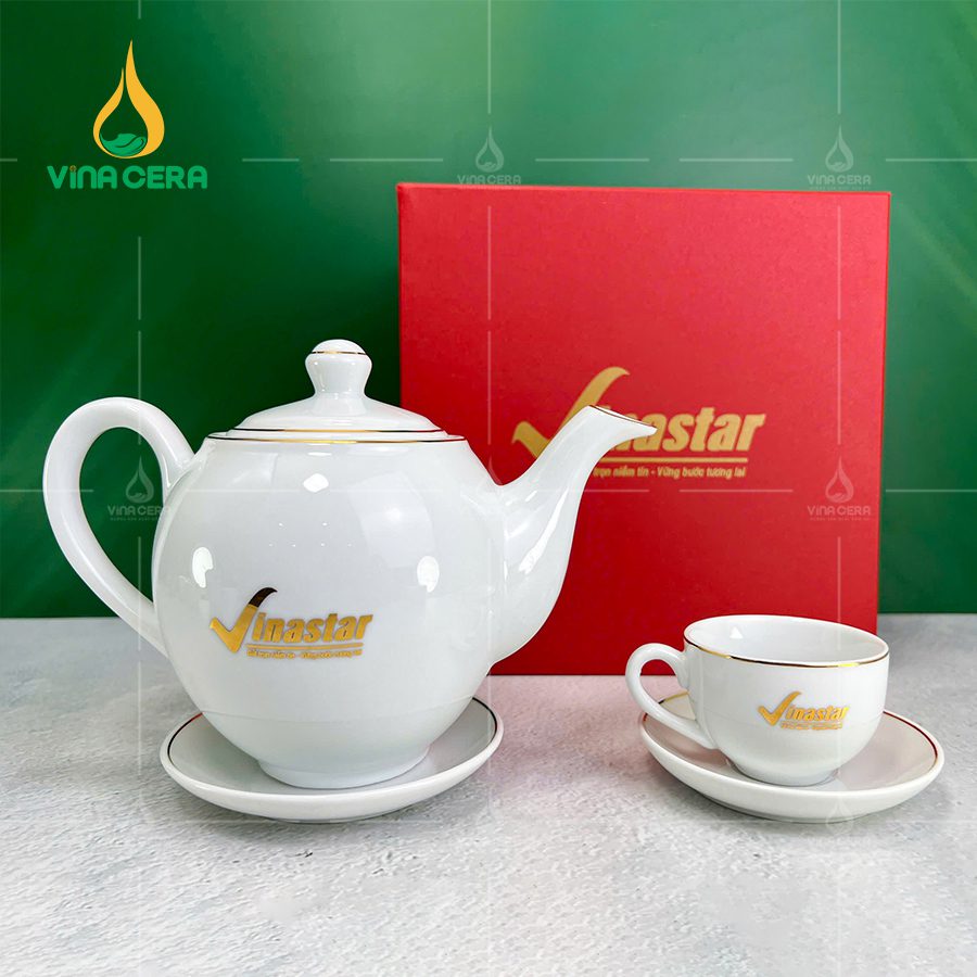 Tại sao nên chọn bộ ấm chén trà Bát Tràng làm quà tặng sự kiện, đại hội Đảng, công Đoàn? Ấm Chén Quà Tặng Bát Tràng In logo AC-0210324 (3)