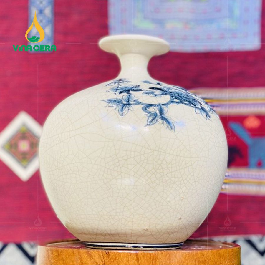 Bình hút lộc Bát Tràng men rạn đắp nổi họa tiết Thuận Buồm Xuôi Gió 18cm (1) Bình hút lộc Bát Tràng men rạn đắp nổi họa tiết Thuận Buồm Xuôi Gió 18cm