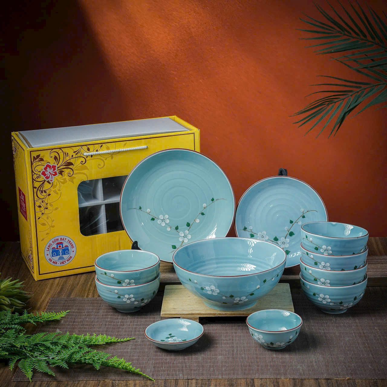 Bộ bát đĩa bàn ăn sứ Bát Tràng (4) Bộ bát đĩa bàn ăn sứ Bát Tràng (1)