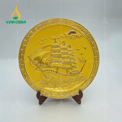 Đĩa Biểu Trưng Thuận Buồm Xuôi Gió Vẽ Vàng ĐBT-05101124