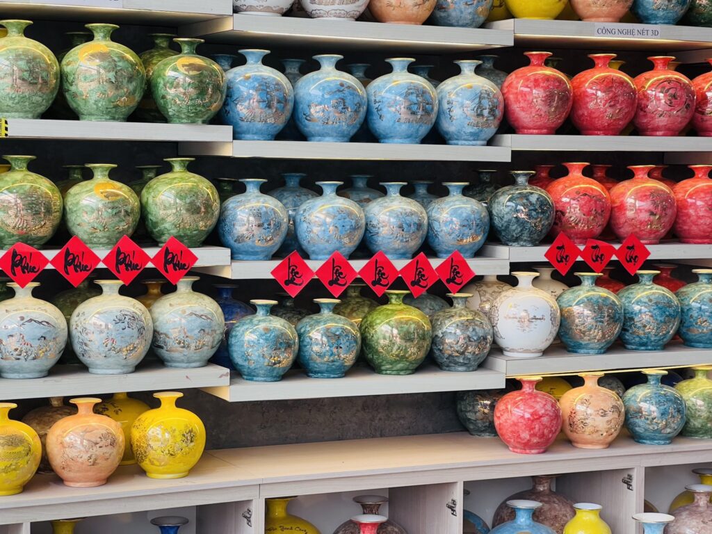 Bình Phong Thuỷ Hút Tài Lộc Men Màu In Decan Hoa Văn BHL-03102924 Xưởng sản xuất bình hút lộc (11)