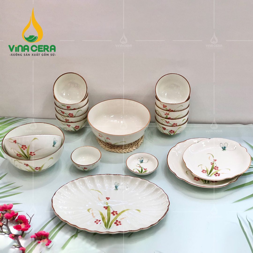 bo-ban-an-bat-trang-cao-cap-ve-dao-chuon (9) Bộ bàn ăn Bát Tràng cao cấp vẽ đào chuồn
