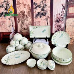 Bộ Bàn Ăn Bát Tràng Men Kem Vẽ Trúc Chuồn - BBA 102409 Bộ bàn ăn Bát Tràng men kem vẽ trúc chuồn