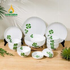 Bộ Chén Đĩa Sứ Bát Tràng Họa Tiết Cỏ Bốn Lá Vẽ Tay - BBA 102413 Bộ chén đĩa sứ Bát Tràng họa tiết có bốn lá vẽ tay