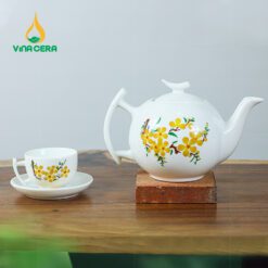Bộ Ấm Trà Sứ Vẽ Hoa Mai Dáng Trăng Khuyết VNAC05 Bộ Ấm Trà Sứ Vẽ Hoa Mai Dáng Trăng Khuyết