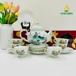 Bộ ấm Trà Bát Tràng Kẻ Vàng Hoa Văn Sơn Thủy VN AC 55 Bộ ấm Trà Bát Tràng Kẻ Vàng Hoa Văn Sơn Thủy VN AC 55