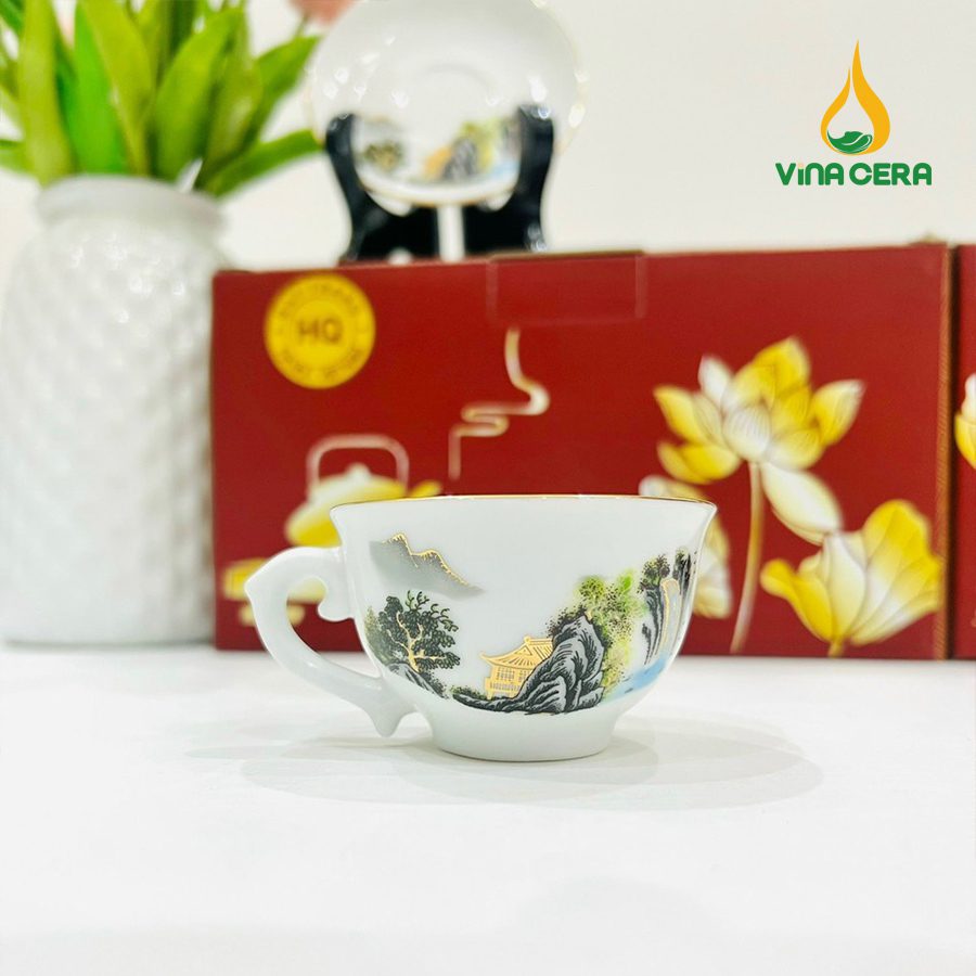 Bộ ấm Trà Bát Tràng Kẻ Vàng Hoa Văn Sơn Thủy (21) Bộ ấm Trà Bát Tràng Kẻ Vàng Hoa Văn Sơn Thủy VN AC 55