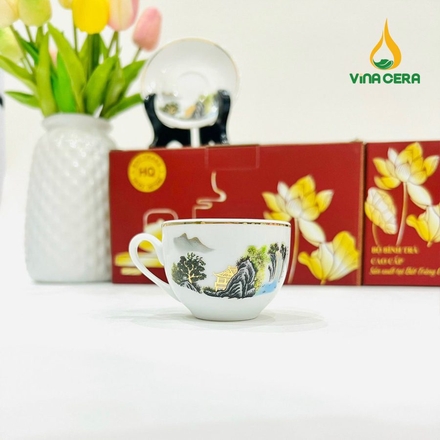 Bộ ấm Trà Bát Tràng Kẻ Vàng Hoa Văn Sơn Thủy (22) Bộ ấm Trà Bát Tràng Kẻ Vàng Hoa Văn Sơn Thủy VN AC 55