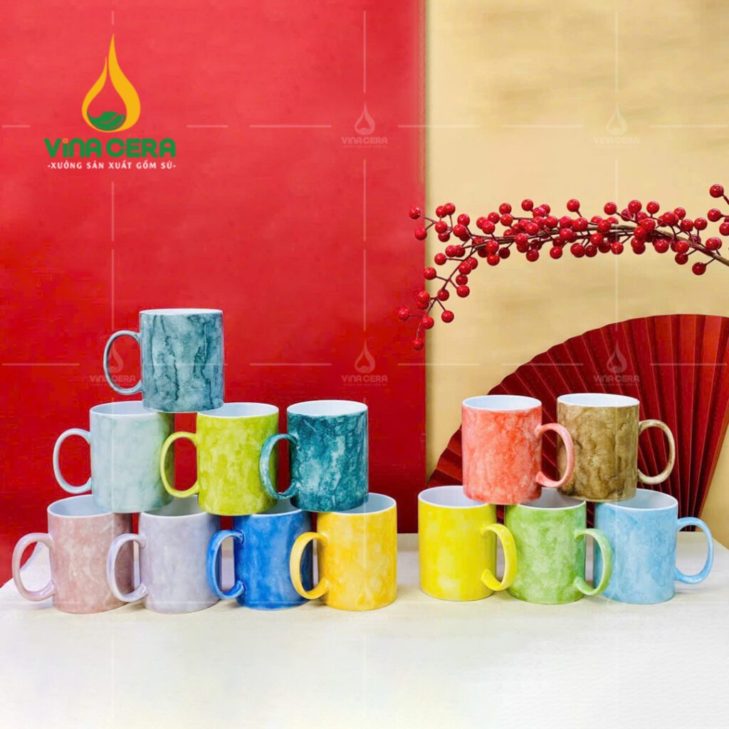 Ly sứ Quà Tặng 8-3 Quà với chi phí thấp, thích hợp để tặng cho nữ công nhân Ly sứ quai C men vân đá có nắp