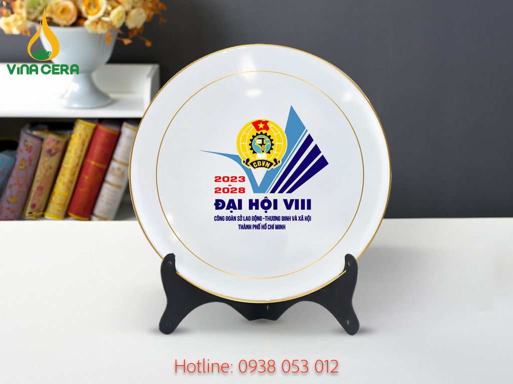 Gốm Sứ Quà Tặng Doanh Nghiệp – Giải Pháp Quà Tặng Sang Trọng, Tăng Nhận Diện Thương Hiệu dĩa biểu trưng in logo