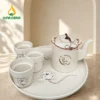 Bộ Trà Bạch Liên An Trú Thảnh Thơi – Ấm Quai Mây, Khay Tròn bo tra bach lien an tru thanh thoi am quai may khay tron 02 Bộ Trà Bạch Liên An Trú Thảnh Thơi – Ấm Quai Mây, Khay Tròn