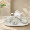 Bộ Trà Bạch Liên An Trú Thảnh Thơi – Ấm Tay Chuôi, Khay Chữ Nhật Bộ Trà Bạch Liên An Trú Thảnh Thơi – Ấm Tay Chuôi, Khay Chữ Nhật