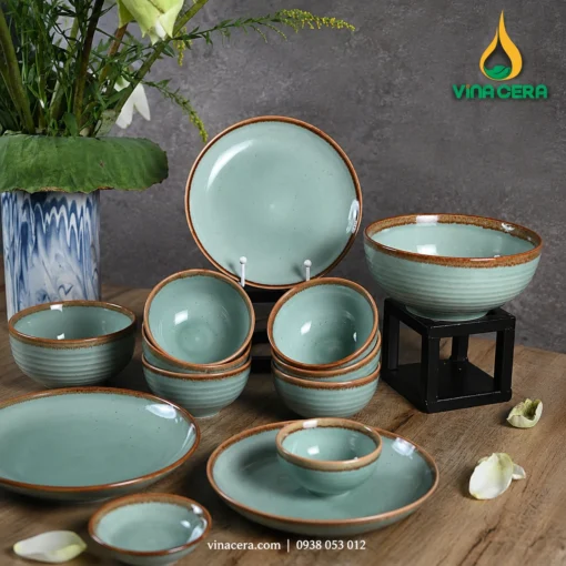 Bộ bát đĩa sứ men ngọc xanh ngọc viền nâu Vinacera
