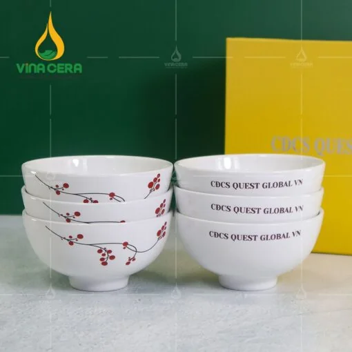 Đặt Gốm Sứ In Logo Số Lượng Lớn Cần Chuẩn Bị Những Gì Bộ chén cơm in logo doanh nghiệp Quest Global sản xuất tại Vinacera