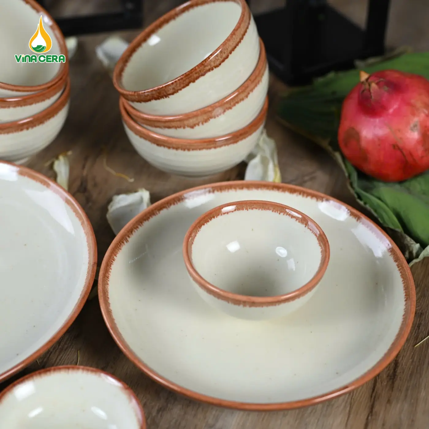 Bộ Bát Đĩa Bát Tràng Men Kem Viền Nâu Phong Cách Mộc Bát tô và chén ăn cơm men kem viền nâu cao cấp