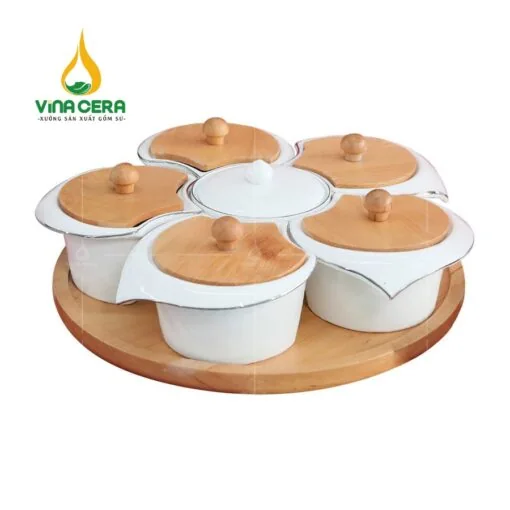 Quà Tặng Doanh Nghiệp Theo Ngân Sách 100K - 300K - 500K: Gợi Ý Đẹp, Thiết Thực Khay mứt sứ 5 cánh nắp gỗ quà tặng doanh nghiệp Vinacera