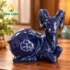 Tượng Dê Ngồi Men Xanh Lam Gốm Sứ – Linh Vật Đinh Mùi 2027